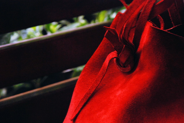 红闺 皮单肩双带挎包（仅余两件孤品）